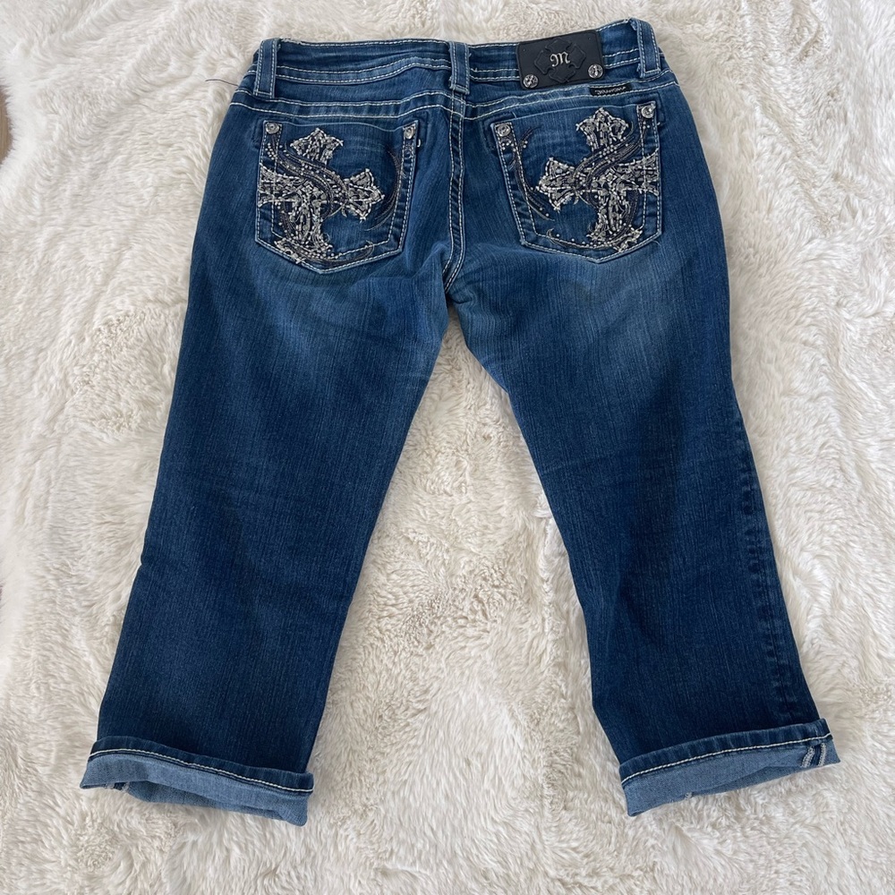 Miss Me Cuffed Capris